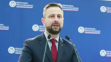 В Польше назвали "лучшим решением" пригласить Зеленского на встречу Трампа и Путина