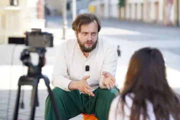"В Одессе последовательный русский является языком охранников и уборщиц", — писатель Остап Украинец