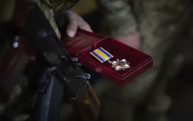 Вместо восьми месяцев - две недели: как изменятся сроки награждения военных