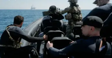 Зміїний і "вишки" — під контролем: Буданов провів інспекцію позицій
