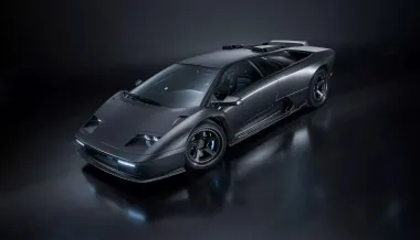 Легенда возвращается: возрожден культовый суперкар Lamborghini Diablo (фото)