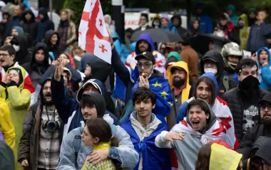 Керівна партія Грузії знову використала фото зруйнованих міст України для реклами