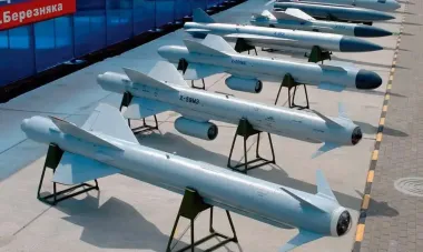 РФ производит ракеты Х-59, "каннибализируя" старые системы: как это повлияло на точность обстрелов Украины