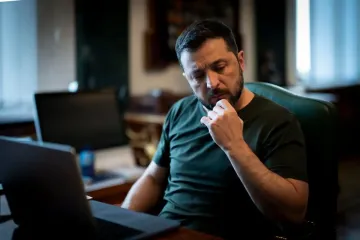Надо заканчивать эту войну — Зеленский