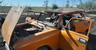 Росіяни атакували дронами цивільне авто та "швидку" на Херсонщині