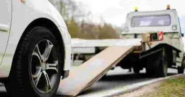 Під виглядом гуманітарної допомоги в Україну незаконно ввезли 27 авто: деталі резонансної справи