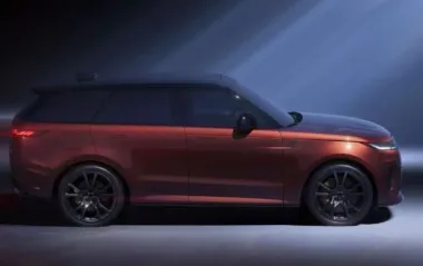 Без всього зайвого: кросовер Range Rover Sport отримав спортивну версію