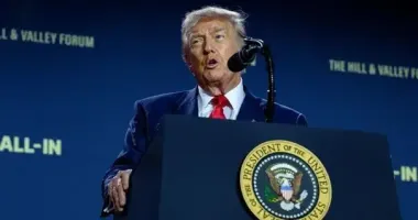 На Алясці Трамп має намір домовитися з Путіним про припинення бойових дій