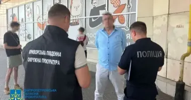 Пара з Кривого Рогу намагалася переправити військовозобов’язаного за 12 тис. доларів через кордон