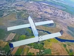 "Замечен на всех фронтах": ВС РФ начали использовать новую версию дрона V2U с ИИ, — "Флеш" (фото)