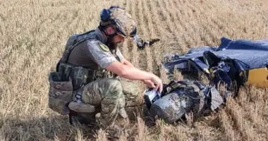 На Сумщине обезвредили 50-килограммовую боевую часть российского дрона, упавшего в поле