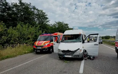 Атака россиян на Днепропетровщину: в ГСЧС показали фото последствий