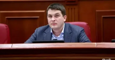 Суд відправив посадовця КМДА під домашній арешт