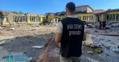 В сети обнародовали кадры последствий вражеского удара по школе в Васильковской громаде на Синельниковщине