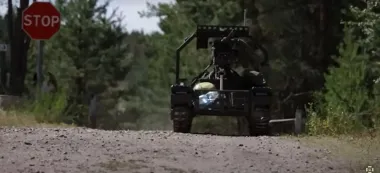 Вооружен пулеметом Browning и имеет БК на 420 патронов: Украина тестирует новый дрон Droid (видео)