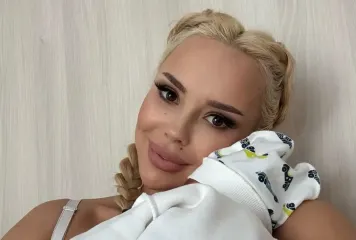 СолоХа в третий раз стала мамой: что известно об отце ребенка (фото)