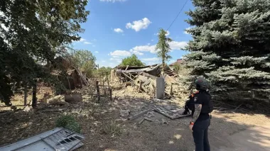 РФ накрила Костянтинівку вогнем "Смерча": влучили по будинках і ринку, є вбиті і поранені