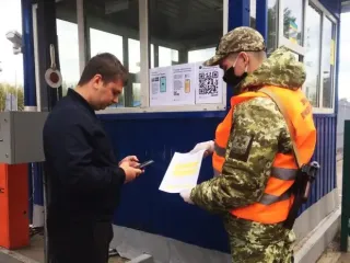 Еда, лекарства и деньги: за что задержат на границе с Польшей