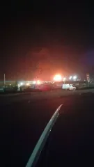 В Ростовской области России пылает НПЗ: в сети сообщают об атаке БпЛА (видео)