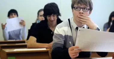 Шкільних іспитів не буде: що чекає на учнів і випускників
