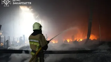 Fire at Mukachevo enterprise injures 16, blaze contained