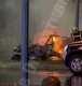 В Киеве после ДТП полностью сгорел электромобиль Tesla (видео)