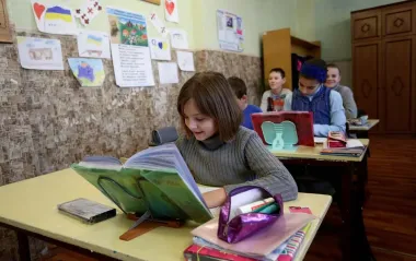 Не все напечатали? В МОН ответили, успевают ли обеспечить школы учебниками