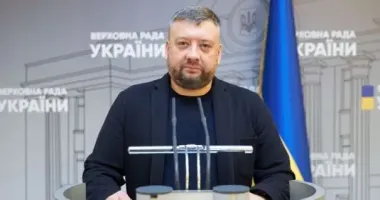 Нардеп Кузнецов получал миллионы на аренду жилья от государства, а его жена купила имение в Киеве – расследование
