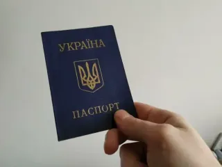 Без дополнительных условий: Рада может разрешить мужчинам до 22 лет выезжать из Украины