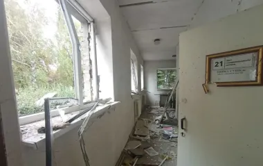 Россияне атаковали спасателей в Доброполье: повреждено здание ГСЧС