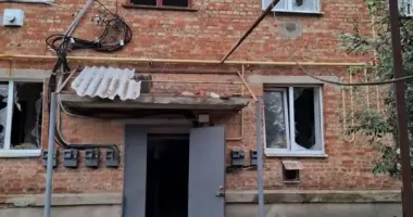 Сумщина под ударами дронов и авиабомб: разрушены дома и церковь, ранен мужчина
