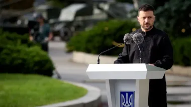 Зеленский подписал новые санкции: под ограничения попали родственники Путина и российские компании