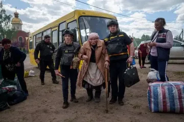 В прифронтовых зонах до сих пор живут более 200 тысяч украинцев: власть настаивает на срочной эвакуации