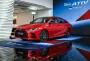 Цена $23 800 и расход 3,4 л/100 км: Toyota показала недорогой спортивный седан (видео)