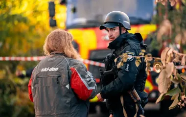 Ударил 5 человек ножом, устроил пожар: под Кривым Рогом полиции пришлось обезвредить мужчину