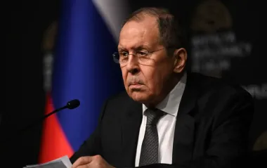 "Нічого про це не чув": Лавров цинічно збрехав про удар по заводу Flex в Мукачево