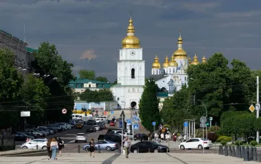 Не летняя жара: синоптики дали прогноз погоды на сегодня