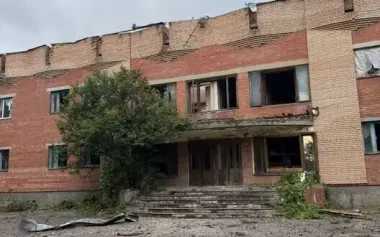 Russian "Geran-2" UAVs attacked Sloviansk at night: administrative buildings hit. PHOTO