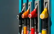 Росія зупинила продаж бензину на Курилах