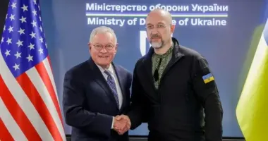 Министр обороны Шмигаль обсудил с Келлогом гарантии безопасности для Украины