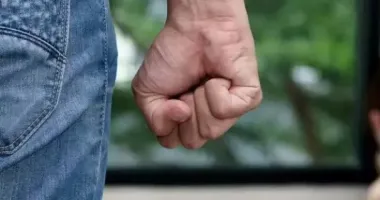 На Рівненщині суд виніс вирок чоловіку за смертельне побиття власного брата