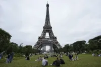 В Париже изнасиловали украинку напротив Эйфелевой башни: что известно о жертве и нападавшем