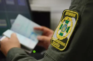 Выезд мужчин за границу: боец ВСУ прогнозирует снижение мобилизационного возраста