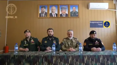 "Получил разрешение на грабеж": в захваченный Мариуполь приехал клан Кадырова (фото)