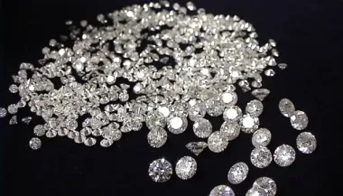 US Treasury allows limited imports of diamonds of Russian origin