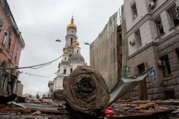 Подземные школы в осажденной крепости: как Харьков держит на себе весь Левый берег