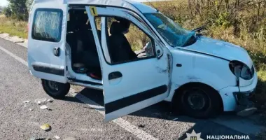 На Черкащині зіштовхнулись авто та вантажівка, є загиблий та травмована