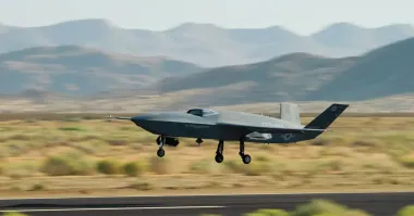 Будут нести ракеты: дроны-истребители YFQ-42A смогут работать вместе с самолетами