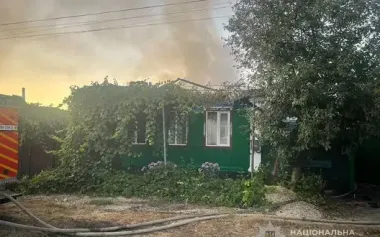 Aftermath of Russian shelling in Sumy region: one wounded, civilian facility and vehicles damaged. PHOTOS