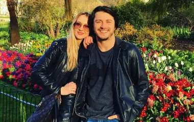 10 років разом: Притула зворушив словами про дружину й показав рідкісні весільні фото